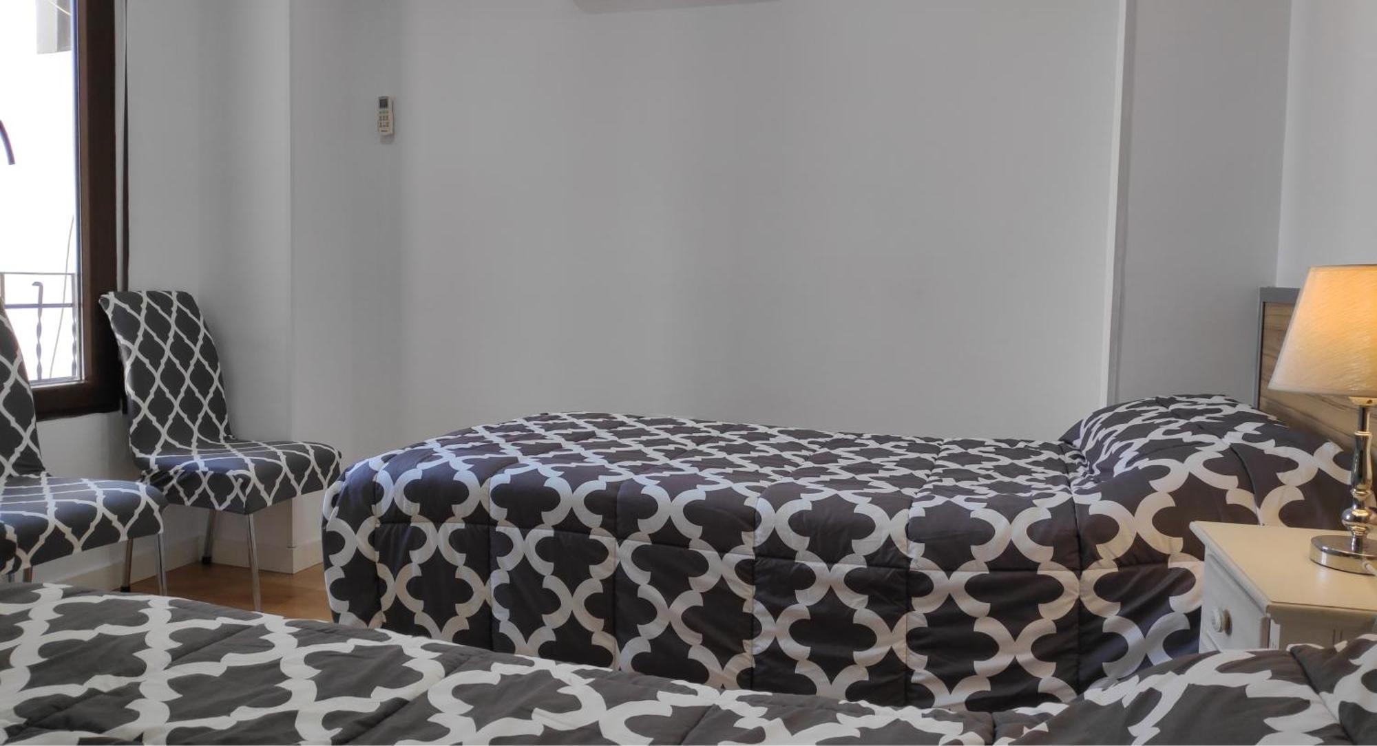 Madinat Garnata, Parking & Rooftop Terrace Granada Luaran gambar